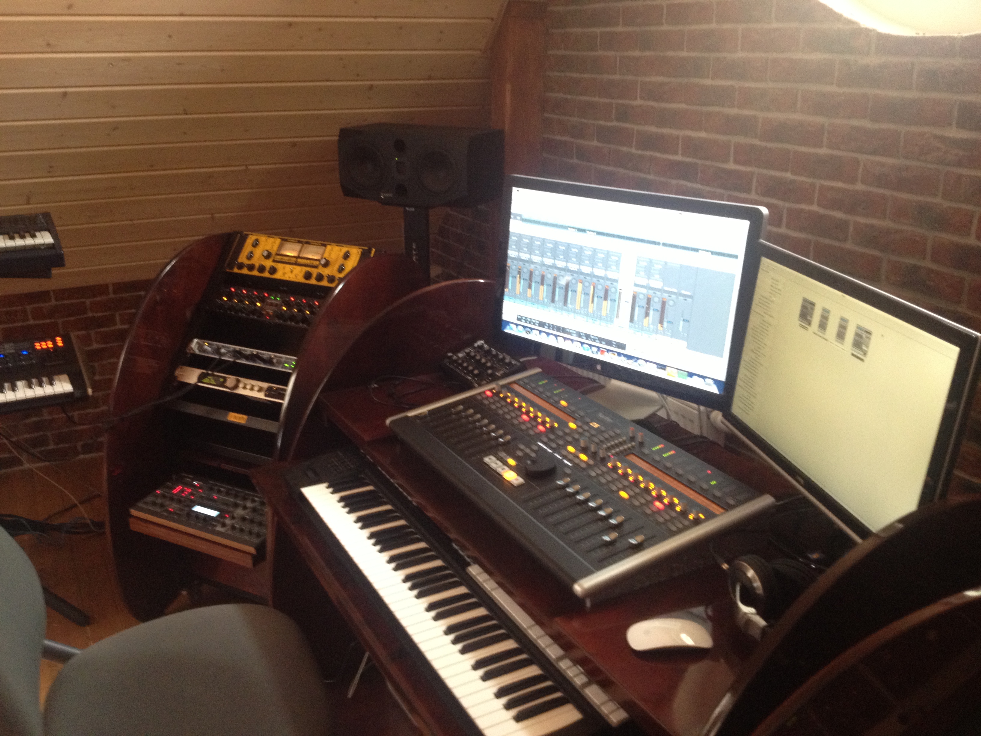 Studio2.jpg