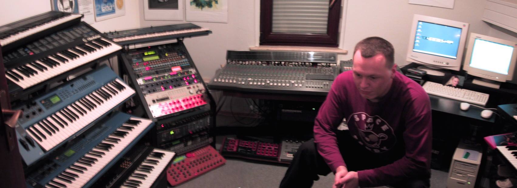 DJ Worris.jpg