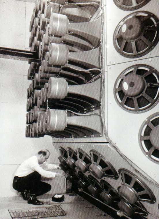 Altavoces-gigantes.jpg