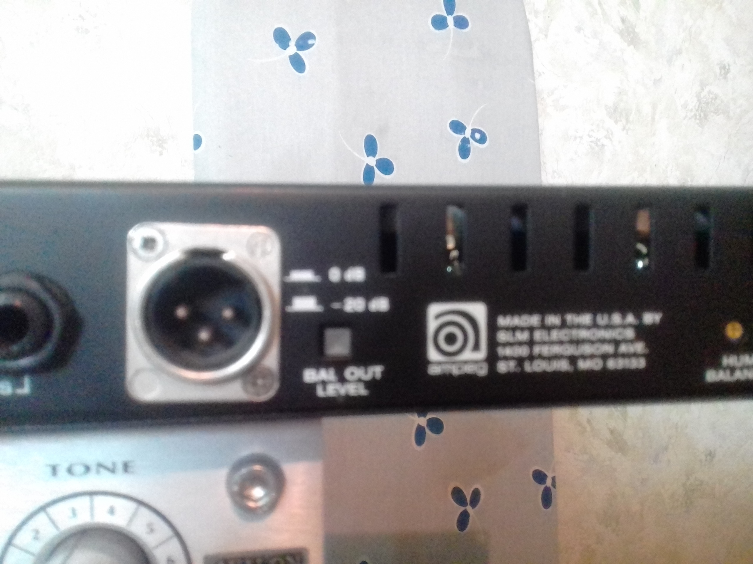 ampeg3.jpg