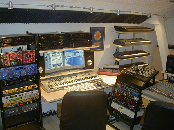 studionew1.jpg