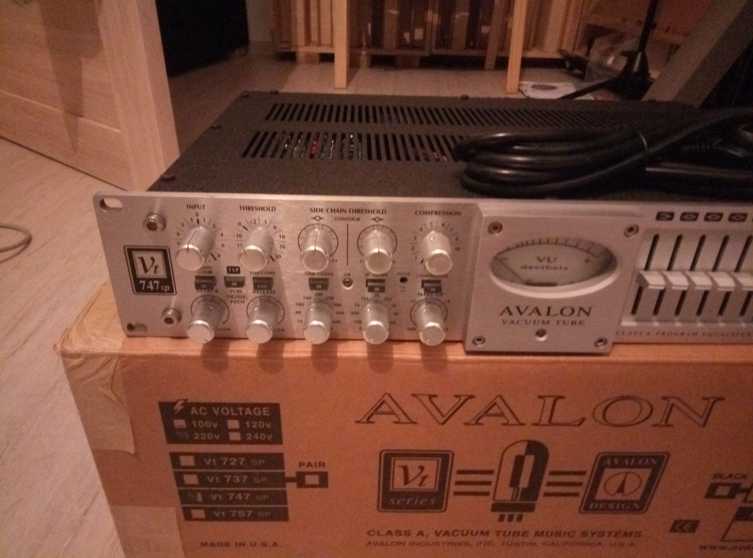 avalon 1.jpg