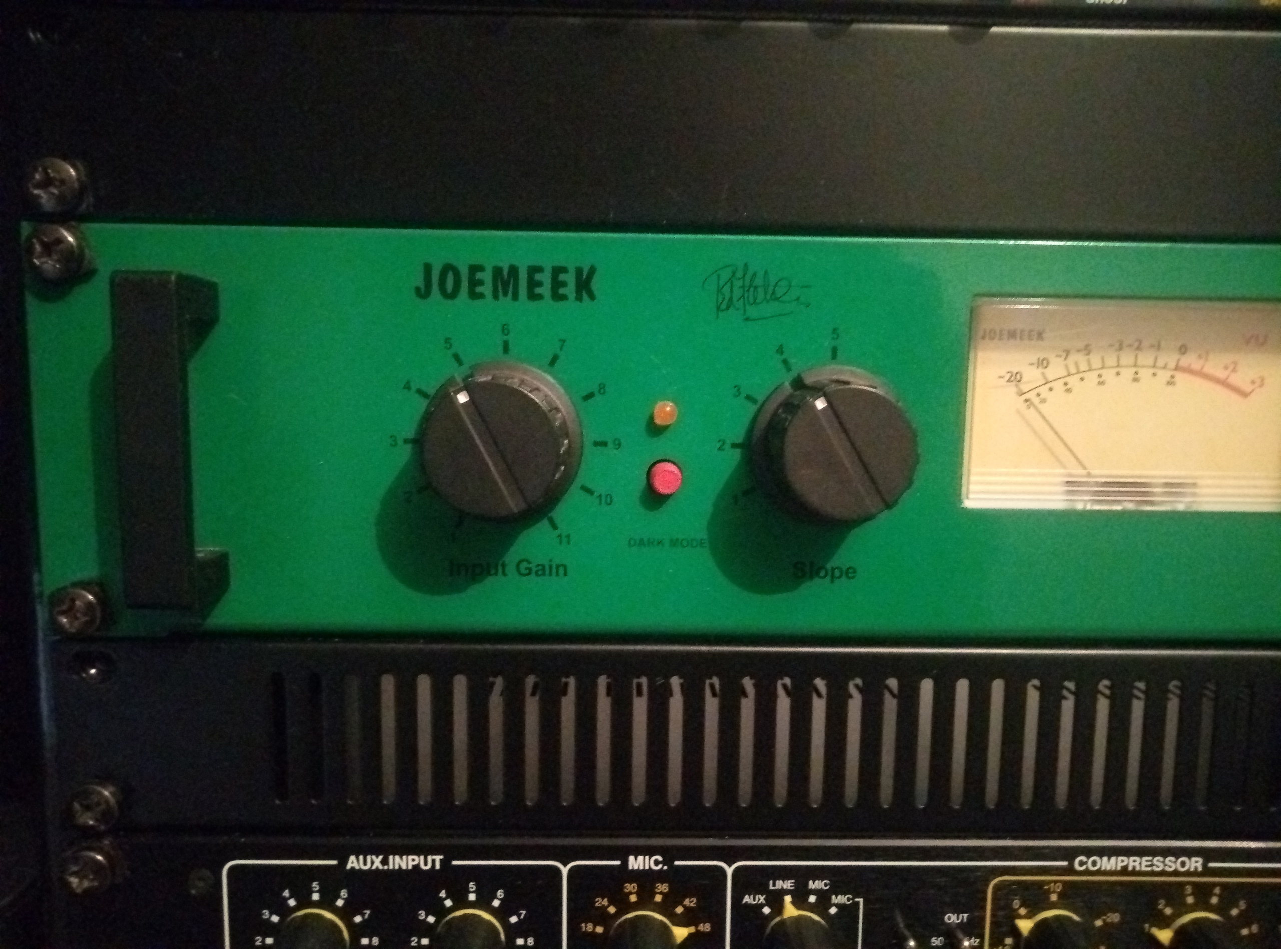 joemeek1.jpg