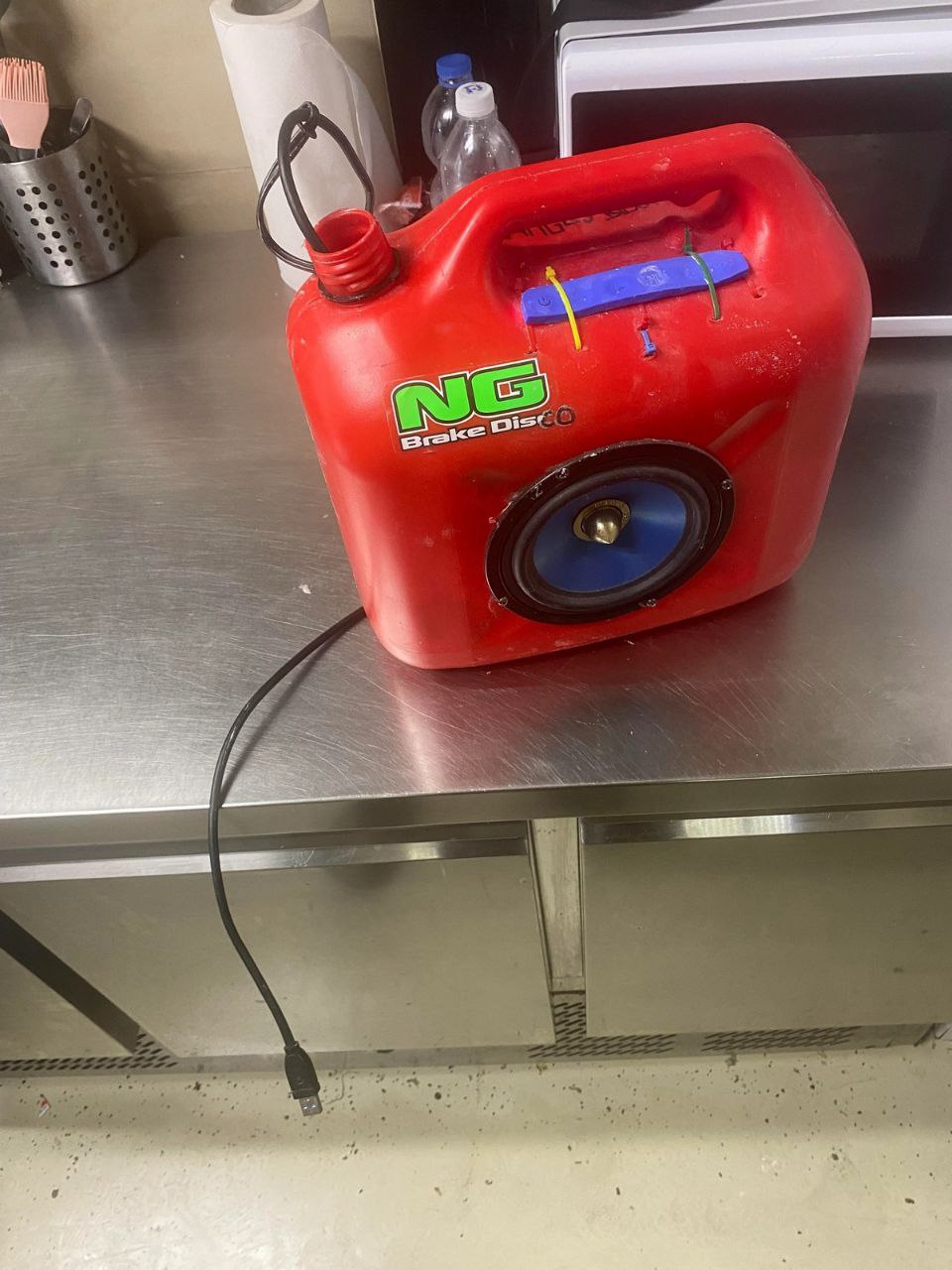 233827