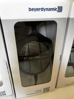 Beyerdynamic DT990-250 06.jpg